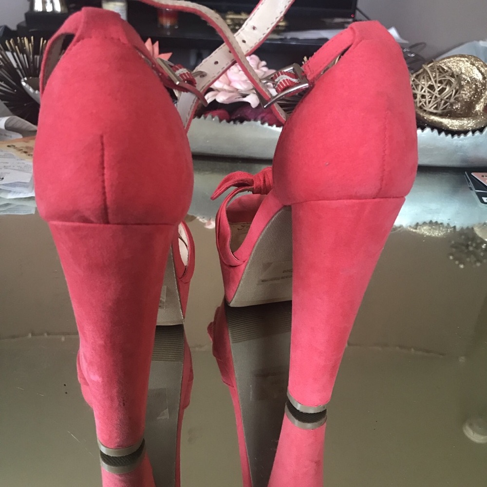 Platform heels - Picture 3 of 4